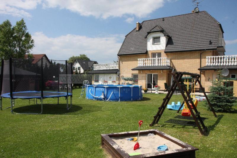 Zielona Okiennica Chillout Lägenhet Chłopy Exteriör bild